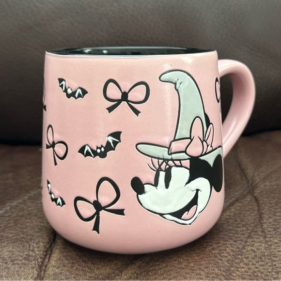 Disney Minnie Mouse Witch with Bats and Ribbons Pink Halloween Mug - Picture 10 of 12